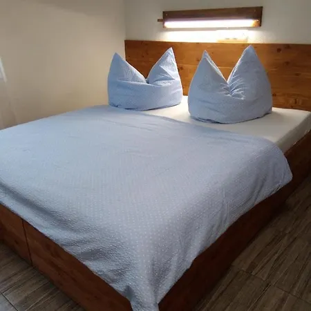 Apartmanovy Dom Bellevue בית הארחה *